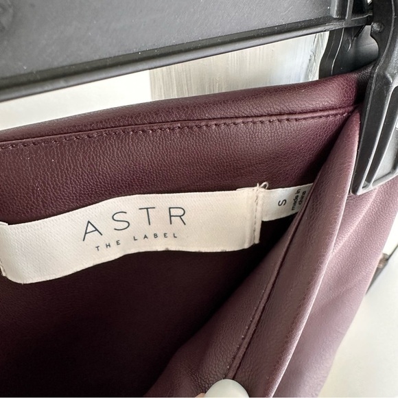 Astr Women’s Dancing Queen Faux Leather Mini Skirt Eggplant Color SZ S - Picture 8 of 11